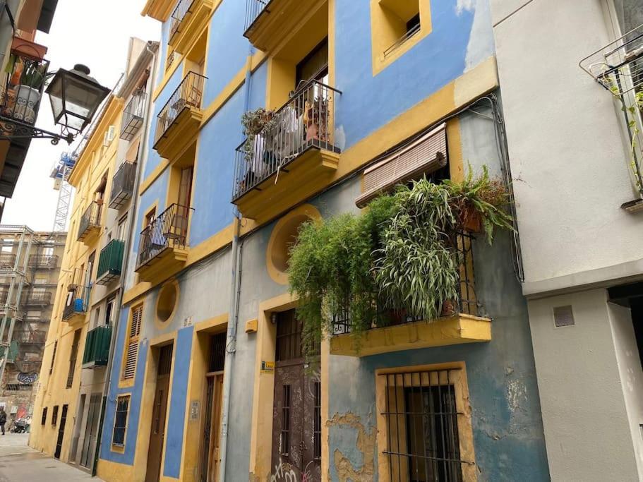 Loft Con Estilo Y Terraza En Centro Historico Apartman Valencia Kültér fotó