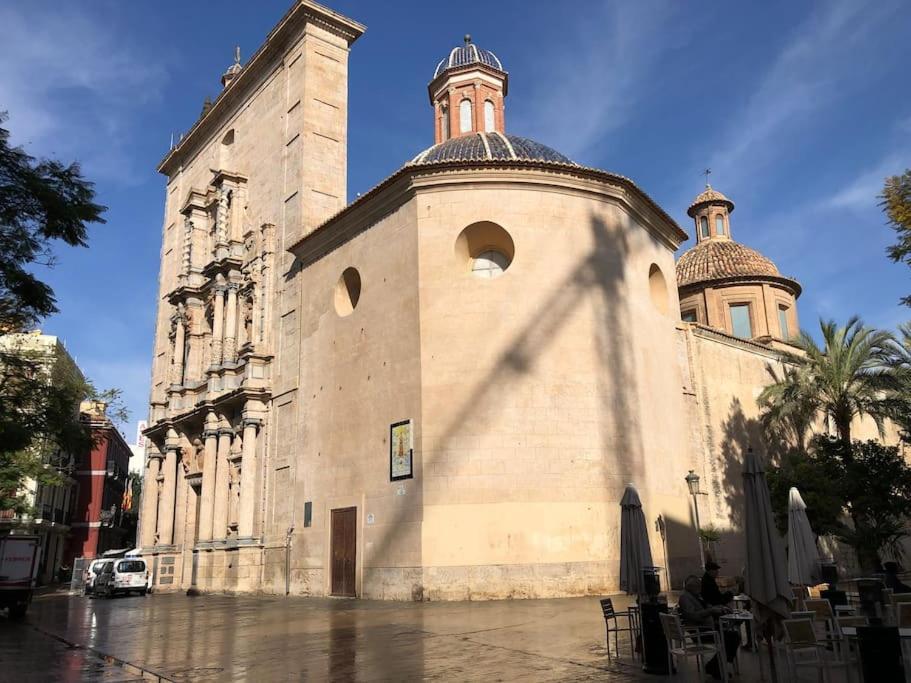 Loft Con Estilo Y Terraza En Centro Historico Apartman Valencia Kültér fotó